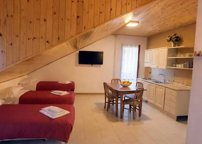 فندق The Park 3*